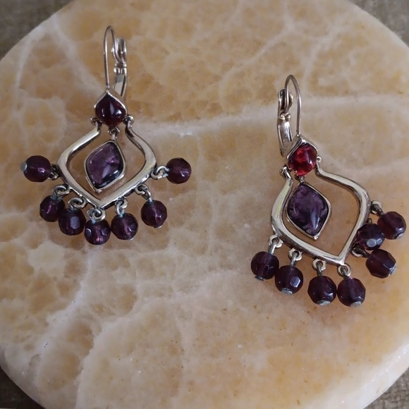 Vintage Liz Claiborne Gold Tone Ref Plum Dangle Earrings - Picture 2 of 6
